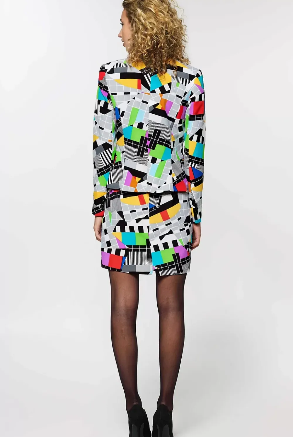New OppoSuits Miss Testival